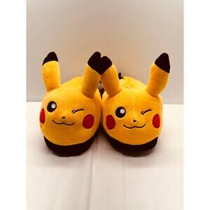 Pokemon Winking Pikachu Slippers 3D for Kid's Youth Size 11/12 New!